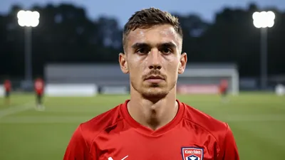 KV Mechelen will only sell Myron van Brederode for a fee close to €10 million, making a summer transfer difficult despite...